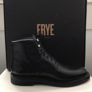 Frye Men’s Gordon Combat Lace Up